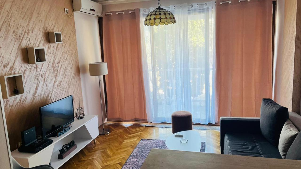 Majdini Clock Tower Apartman Podgorica Exterior photo